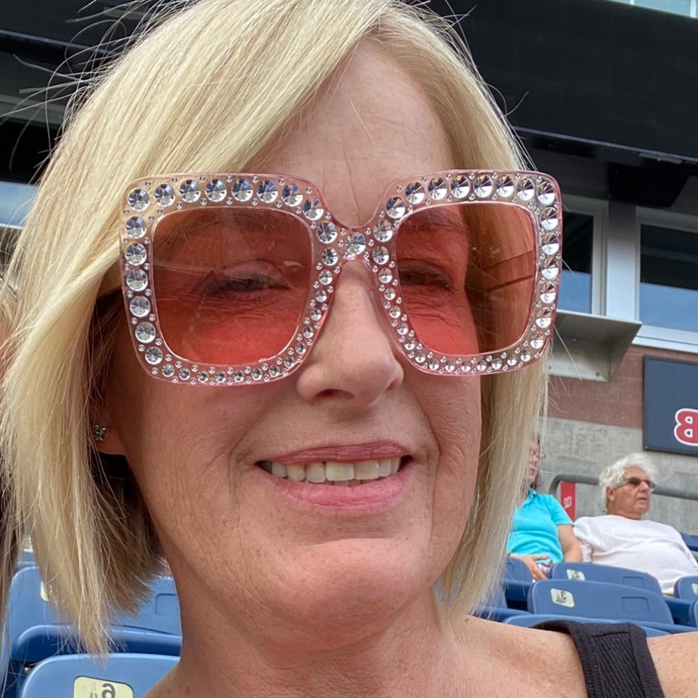 Meet your Posher, Alyce